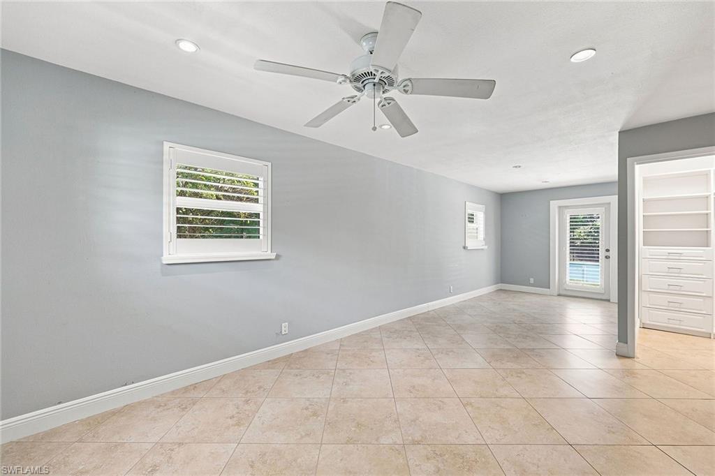 6574 Trail Blvd Property Photo 16