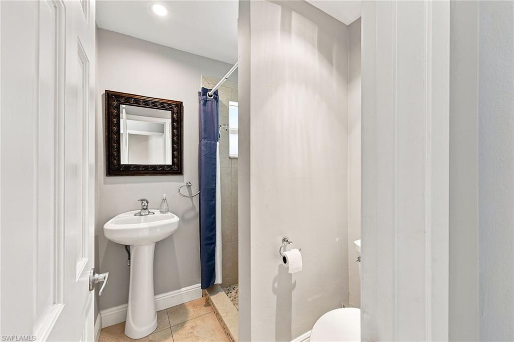 6574 Trail Blvd Property Photo 19
