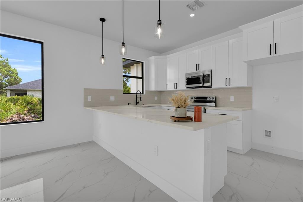 1035 Bandera St Property Photo 18