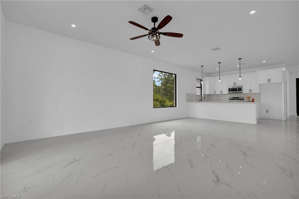 1035 Bandera St Property Photo 21