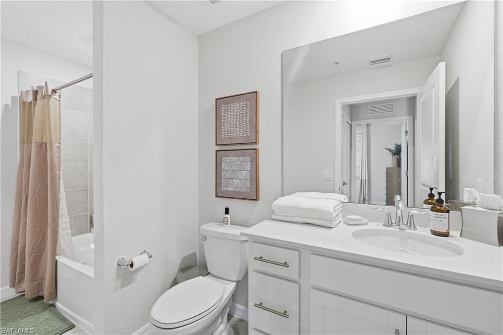 15345 Green Acres Ave 2115 Property Photo 23