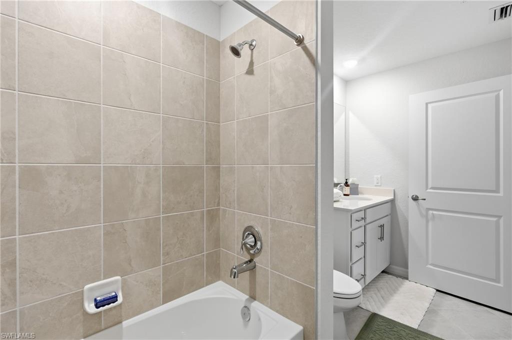 15345 Green Acres Ave 2115 Property Photo 25