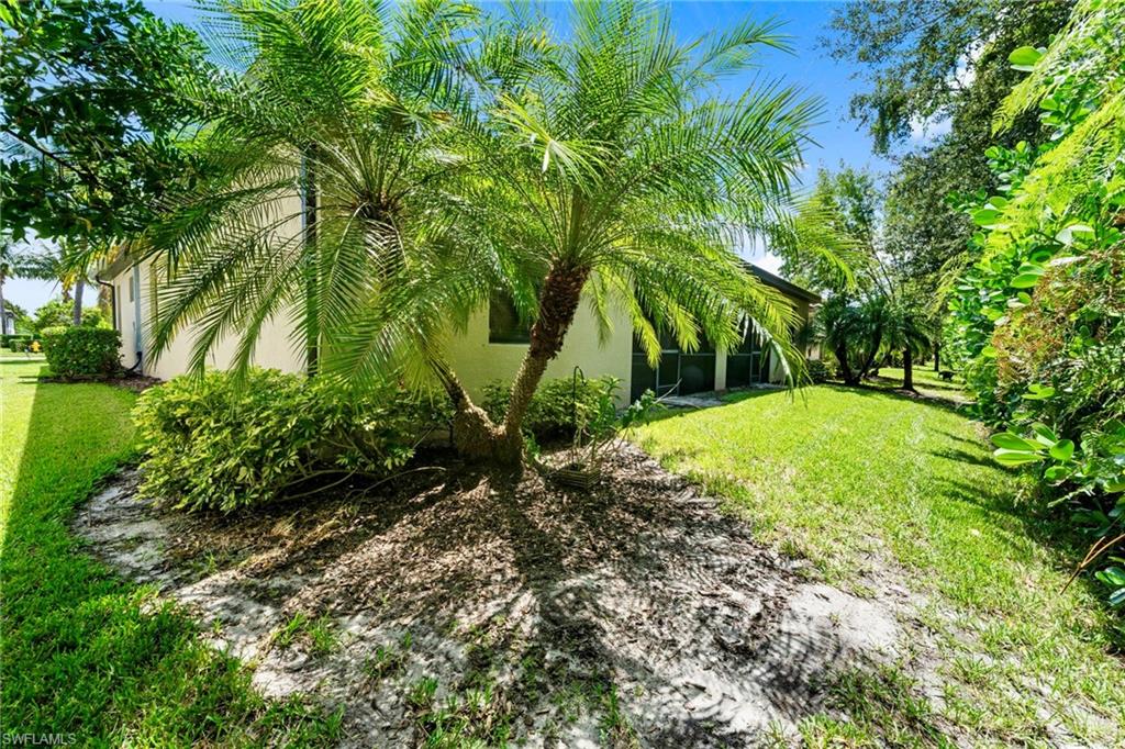 9086 Woodhurst Dr Property Photo 35