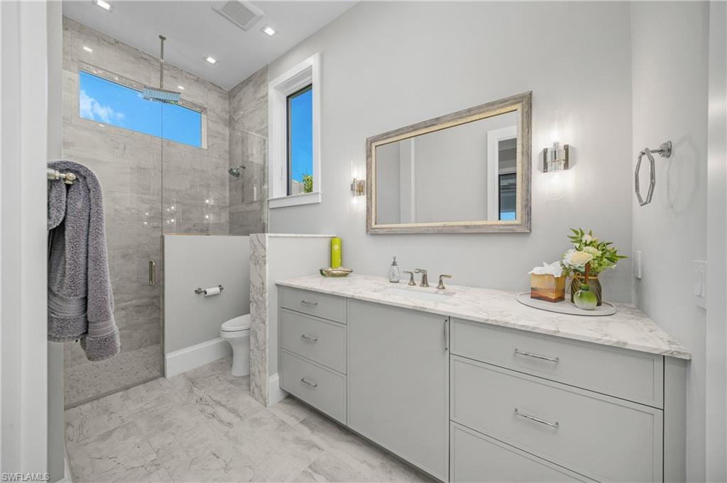 18410 Blue Eye Loop Property Photo 27