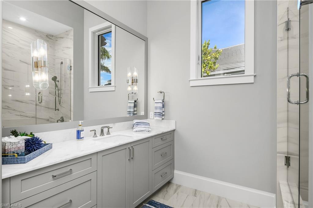 18410 Blue Eye Loop Property Photo 31