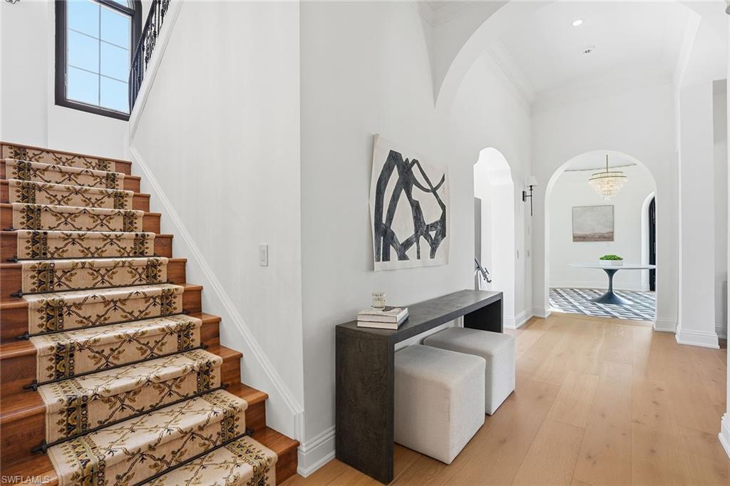 9546 Via Lago Way Property Photo 4