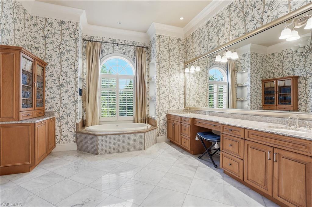 9546 Via Lago Way Property Photo 23