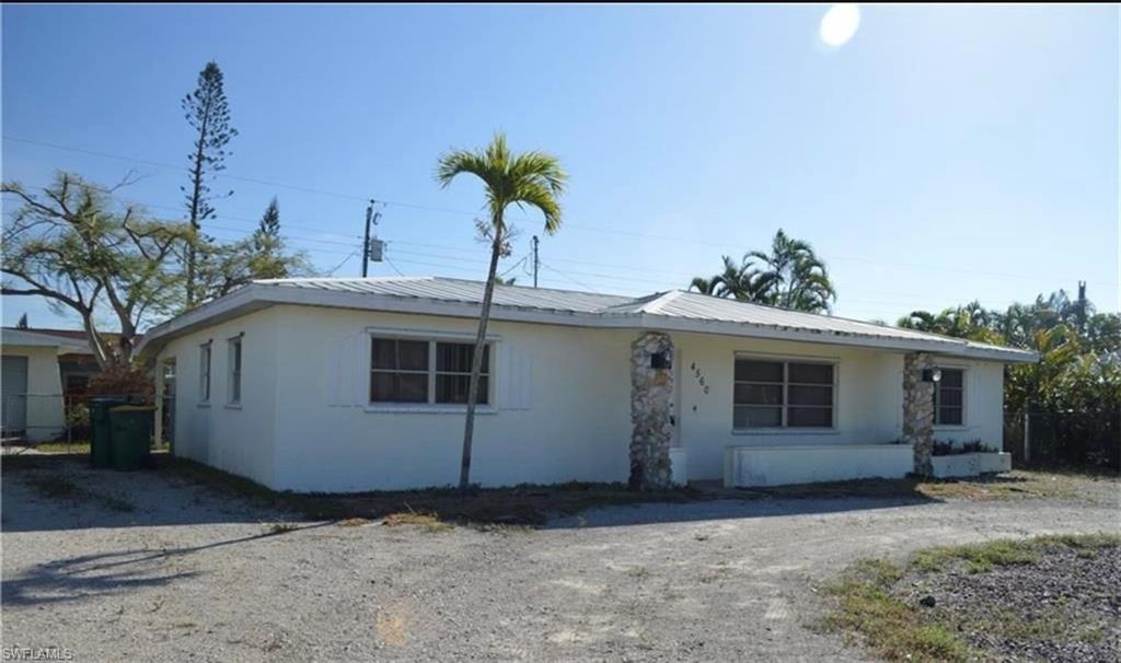 4560 Capri Dr Property Photo 2