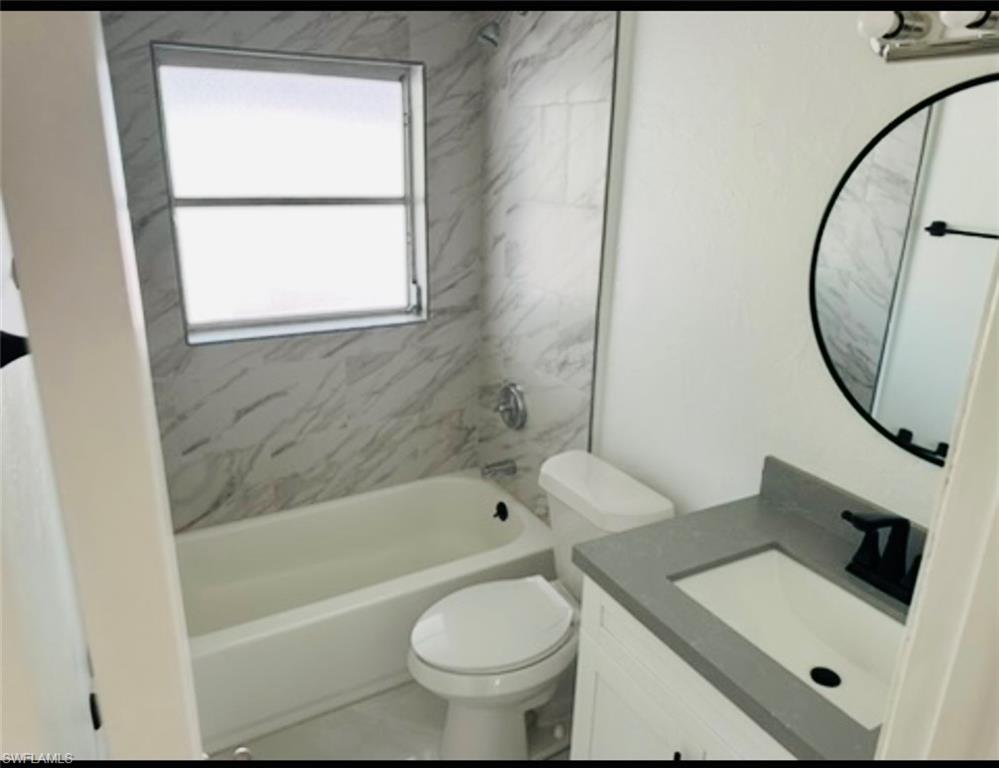 4560 Capri Dr Property Photo 12