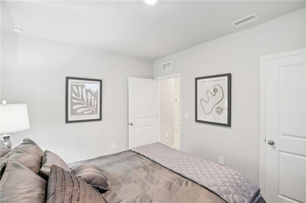 17794 Shade Tree Loop Property Photo 13