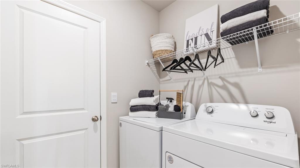 17794 Shade Tree Loop Property Photo 15