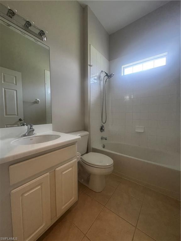 2673 Fishtail Palm Ct Property Photo 16