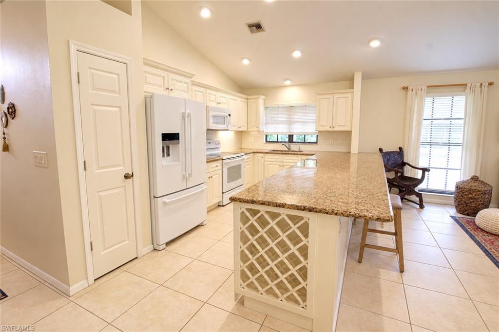 13010 Parktree Ct 7l Property Photo 3