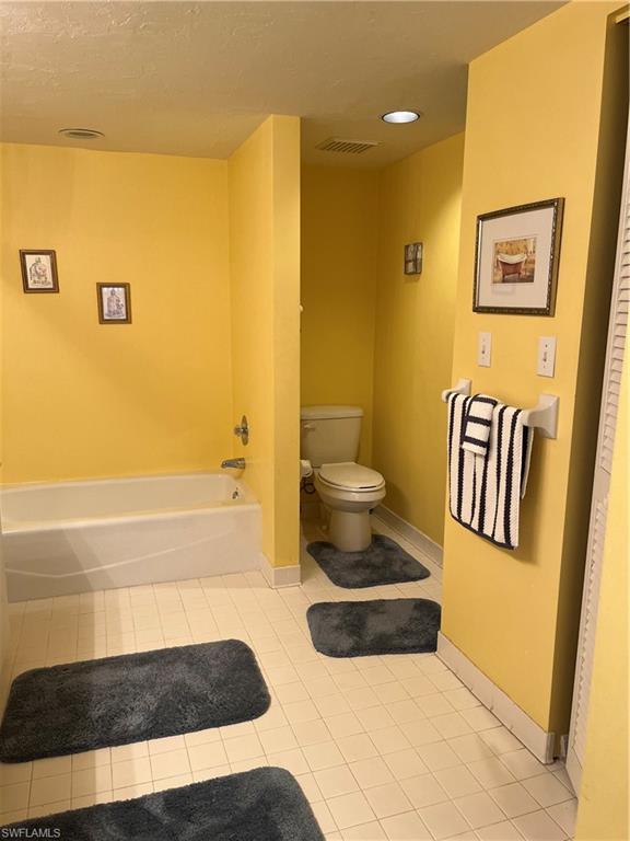 6371 Pelican Bay Blvd N8 Property Photo 9