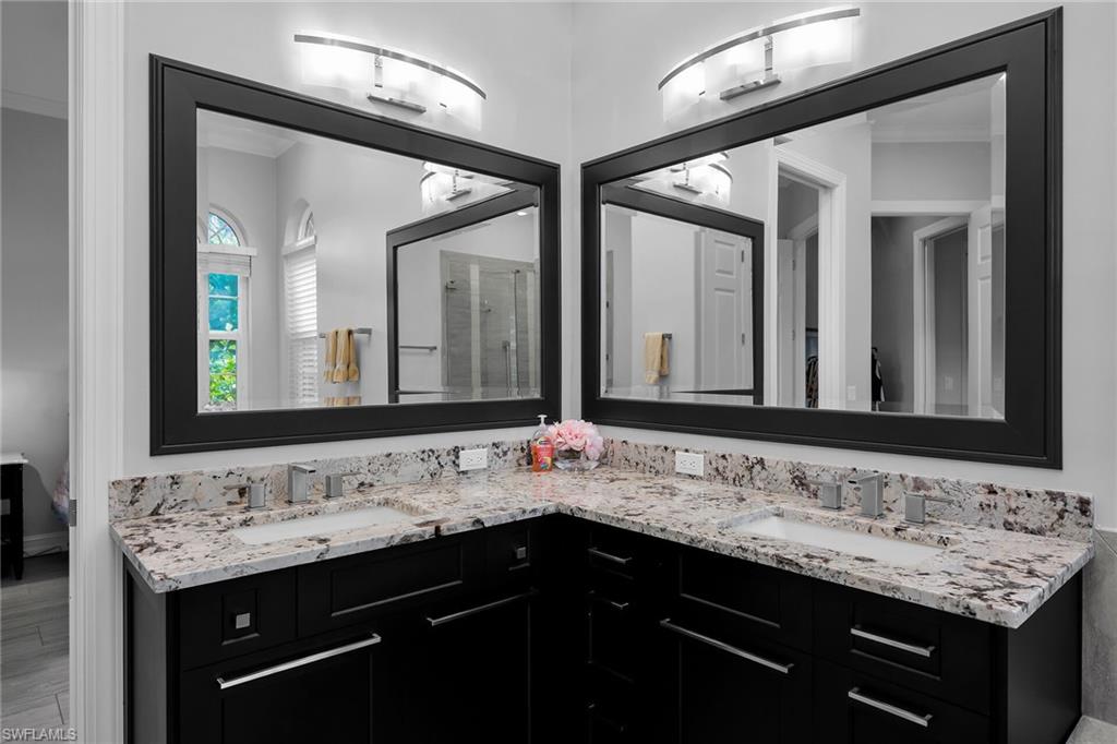 136 Shorecrest Ct Property Photo 22