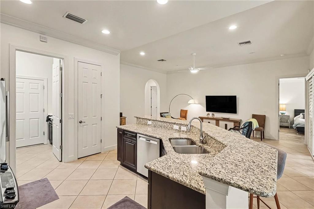 10534 Yorkstone Dr Property Photo 15