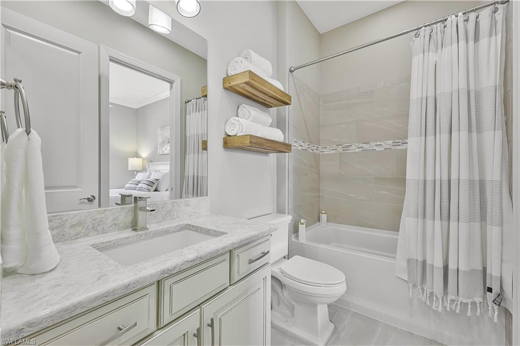 9672 Montelanico Loop 203 Property Photo 14