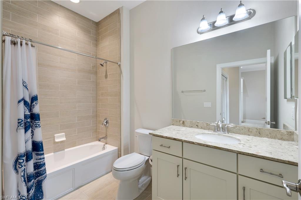 15114 Palmer Lake Cir 203 Property Photo 3