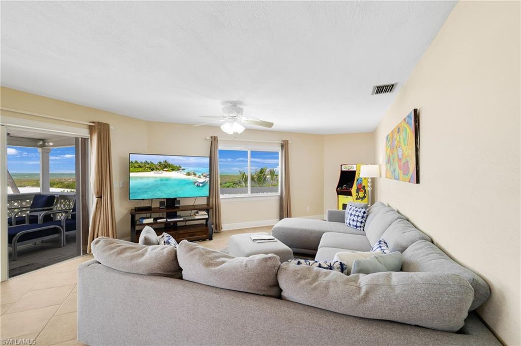 8246 Estero Blvd Property Photo 13