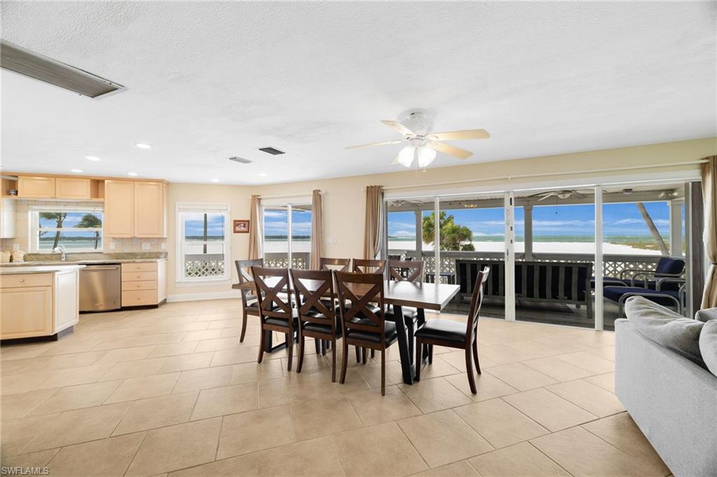 8246 Estero Blvd Property Photo 17