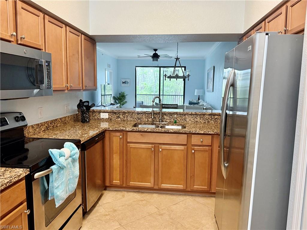 9715 Acqua Ct 125 Property Photo 3