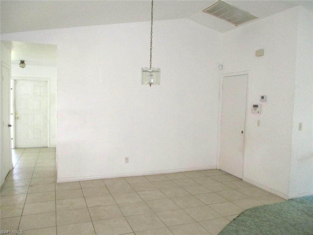 1825 Fountain St Property Photo 11