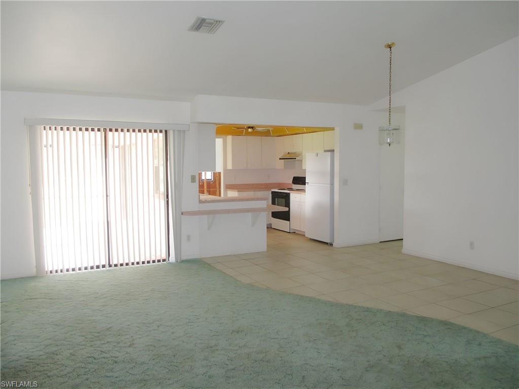 1825 Fountain St Property Photo 13
