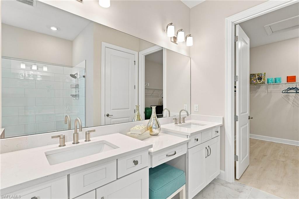 15649 Triesta Ln Property Photo 23