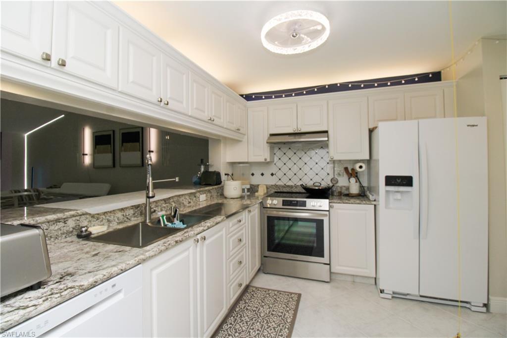 5767 Deauville Cir D304 Property Photo 2