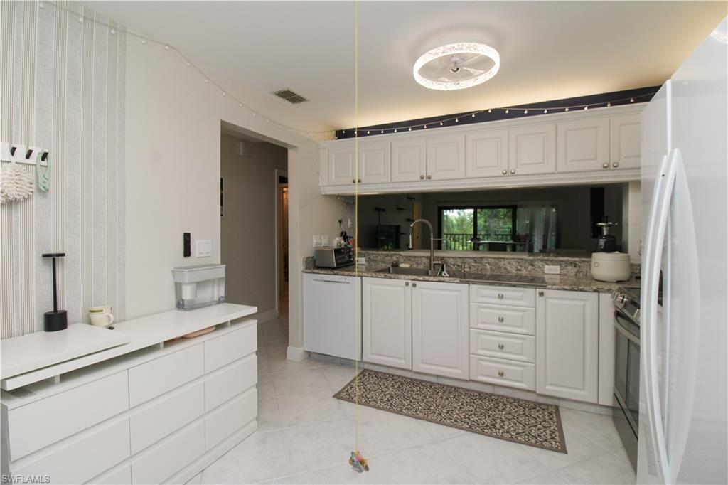 5767 Deauville Cir D304 Property Photo 15