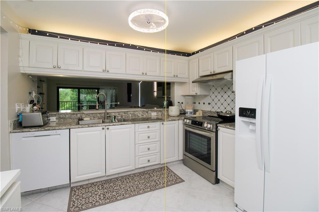 5767 Deauville Cir D304 Property Photo 18