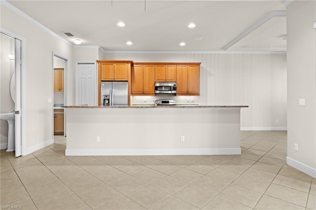 5717 Mango Cir 5717 Property Photo 3