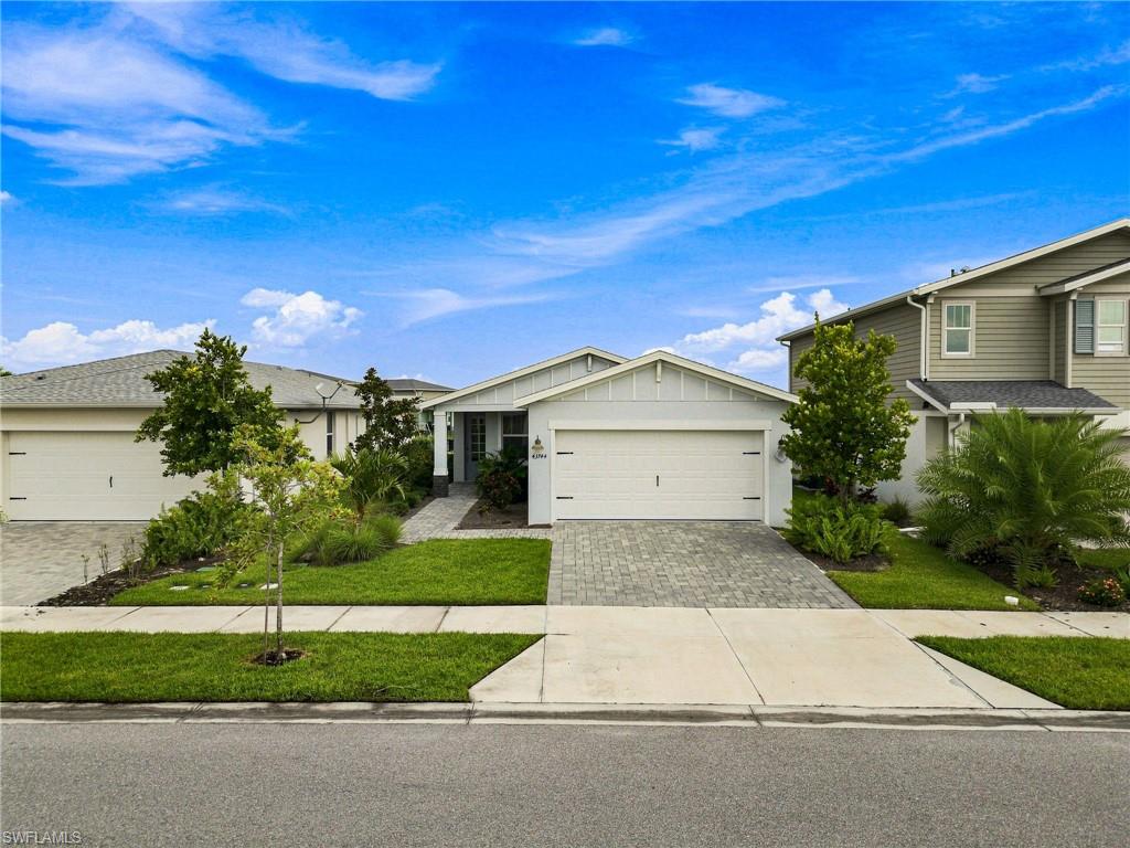 43744 Cattleman Dr Property Photo 1