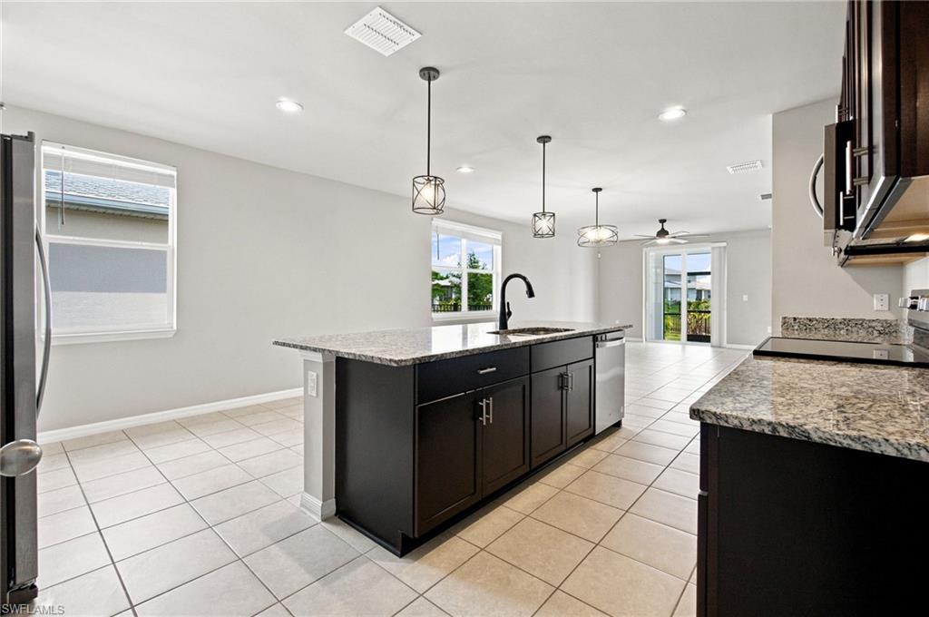 43744 Cattleman Dr Property Photo 4