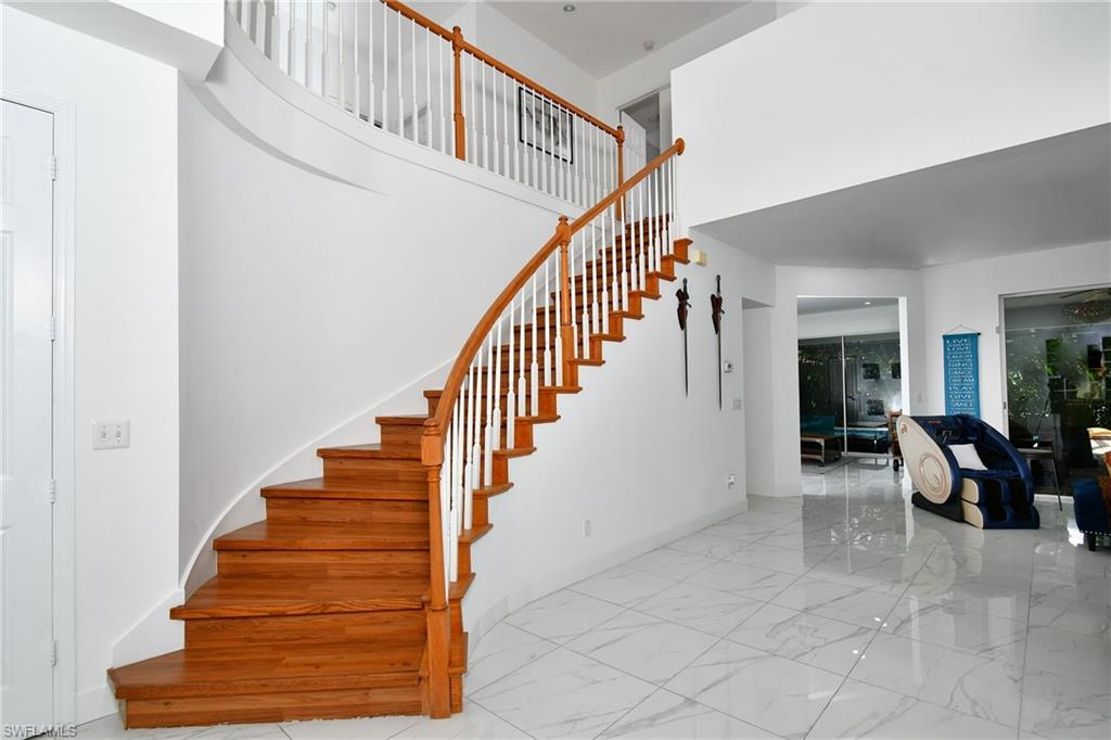 8213 Laurel Lakes Blvd Property Photo 12