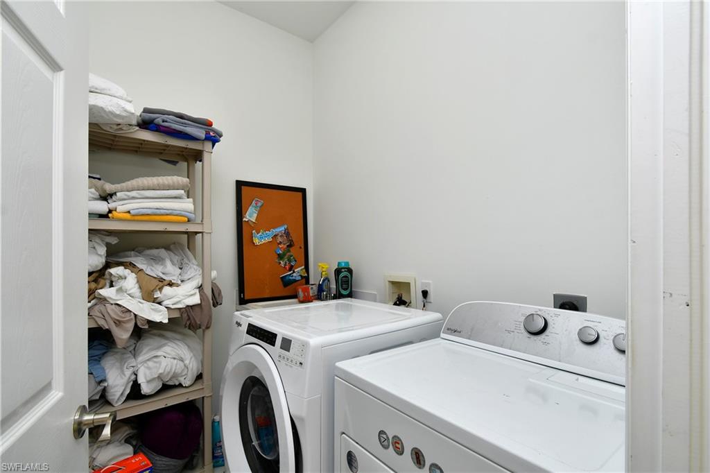 8213 Laurel Lakes Blvd Property Photo 40