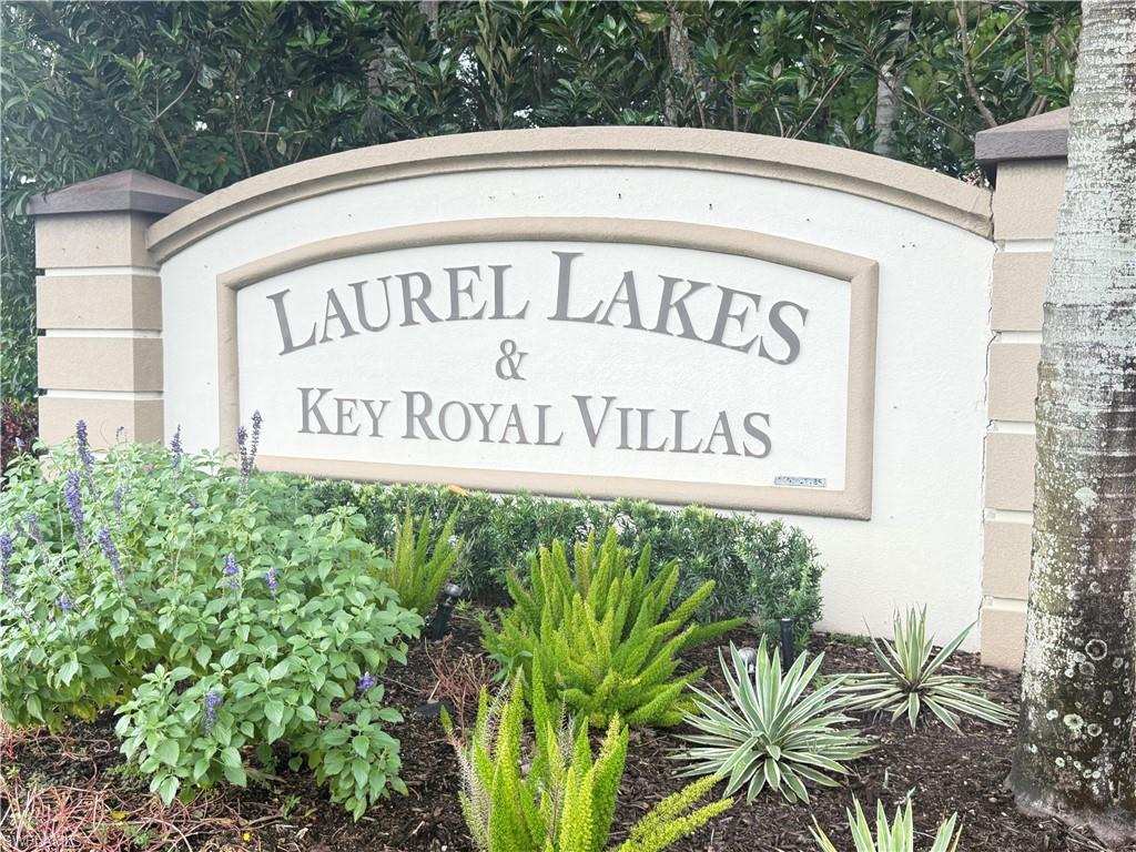 8274 Key Royal Cir 1025 Property Photo 1