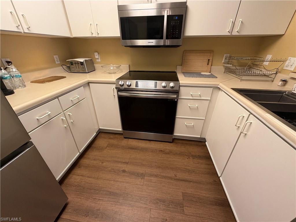 8274 Key Royal Cir 1025 Property Photo 9