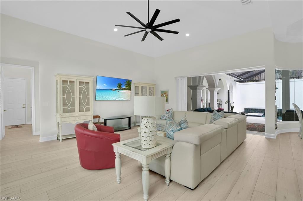 9431 Monteverdi Way Property Photo 16