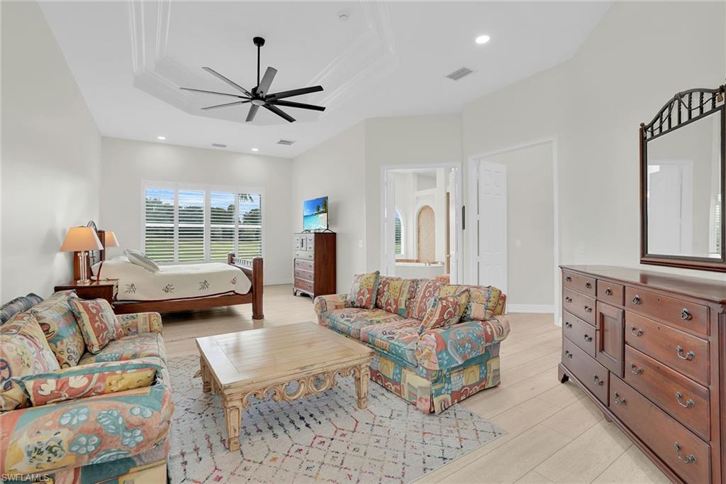 9431 Monteverdi Way Property Photo 32