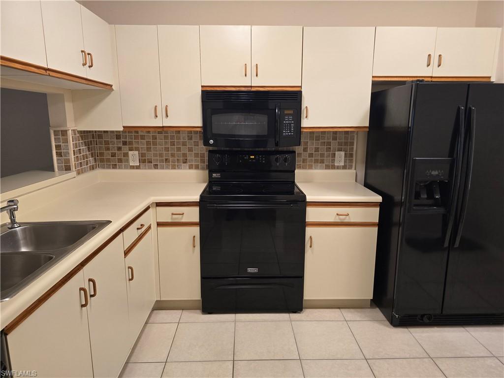 5750 Woodmere Lake Cir H101 Property Photo 10