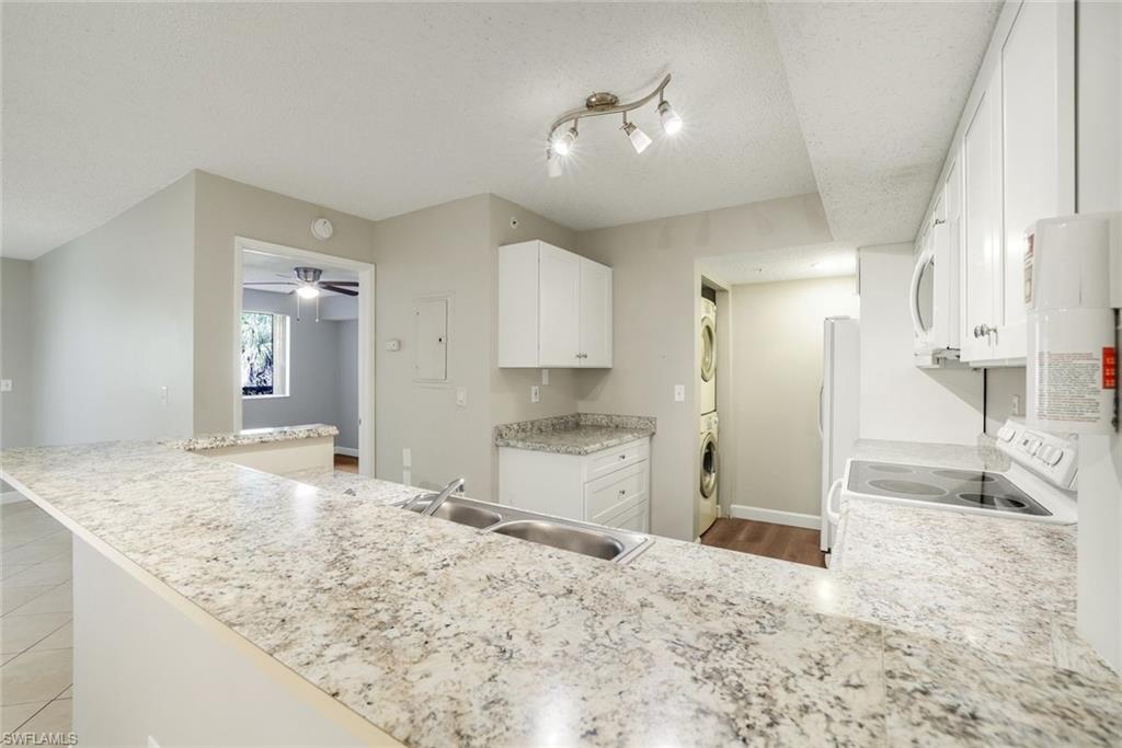 1865 Florida Club Dr 6110 Property Photo 4