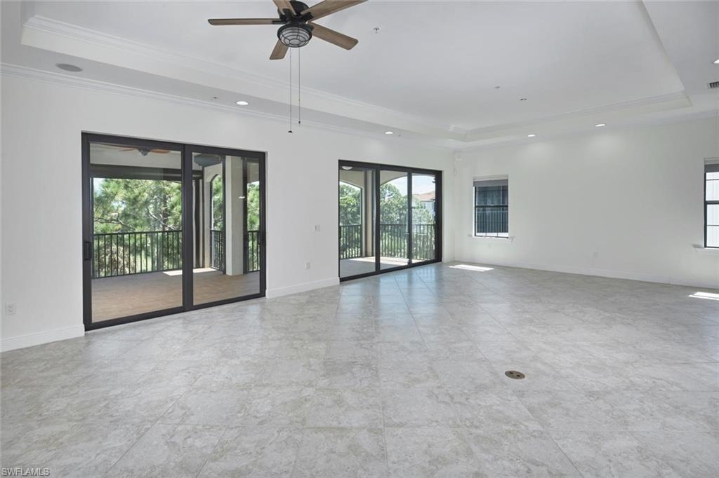 4570 Colony Villas Dr 3 Property Photo 2