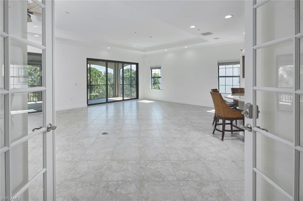 4570 Colony Villas Dr 3 Property Photo 4