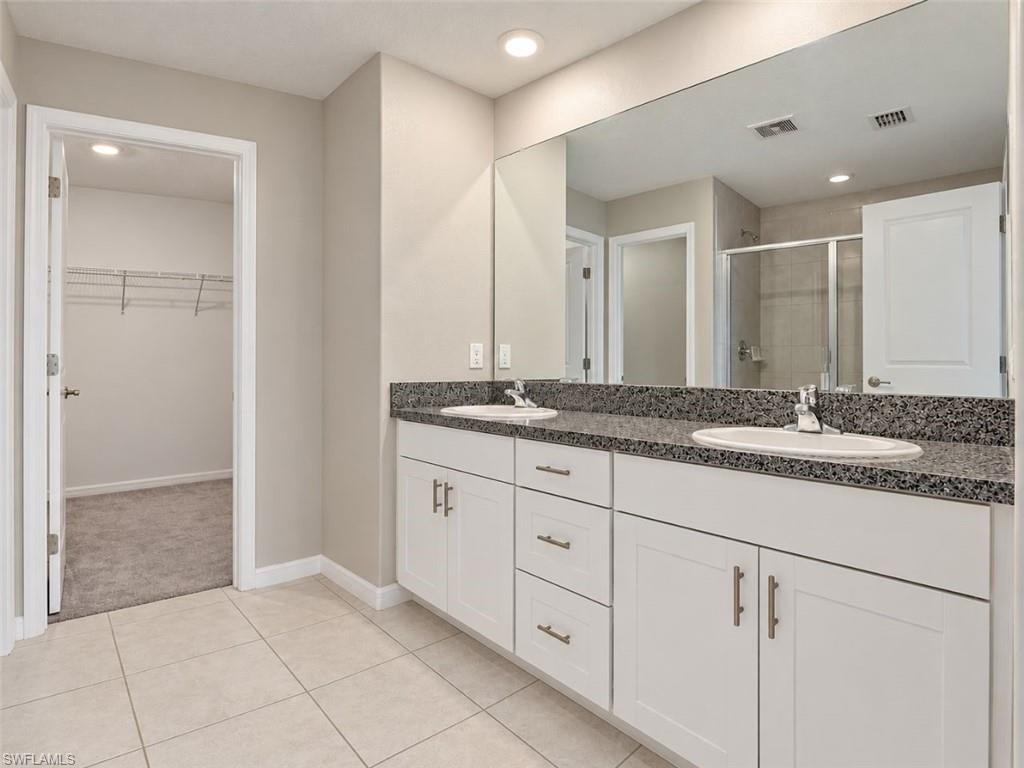 21881 Lyonia Ln Property Photo 7