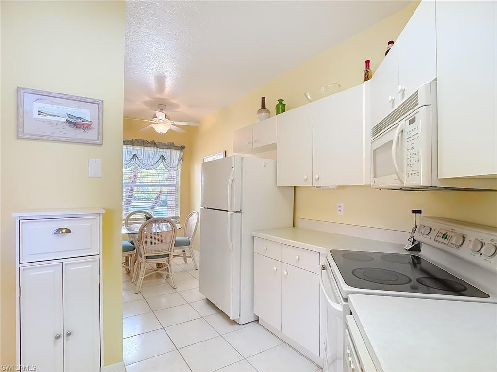 6930 Huntington Lakes Cir 104 Property Photo 6