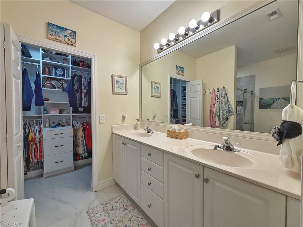1310 Charleston Square Dr 101 Property Photo 3
