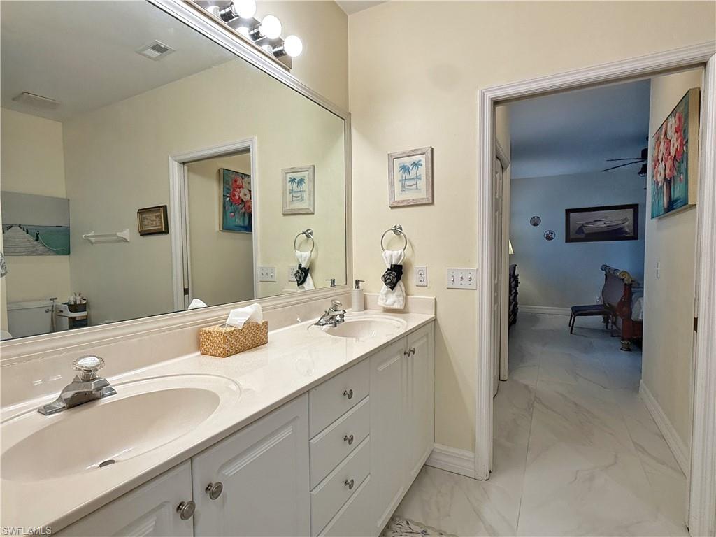 1310 Charleston Square Dr 101 Property Photo 6