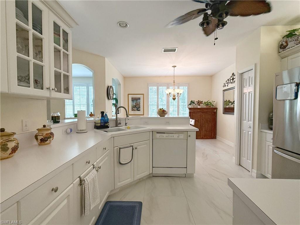 1310 Charleston Square Dr 101 Property Photo 25