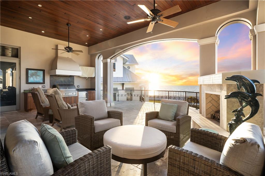 101 Jumento Cay Ln Property Photo 3